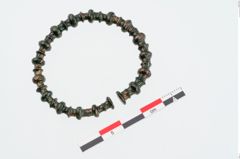 Foto von Bronzeknotenarmreif (NHMW-PRAE-024951)